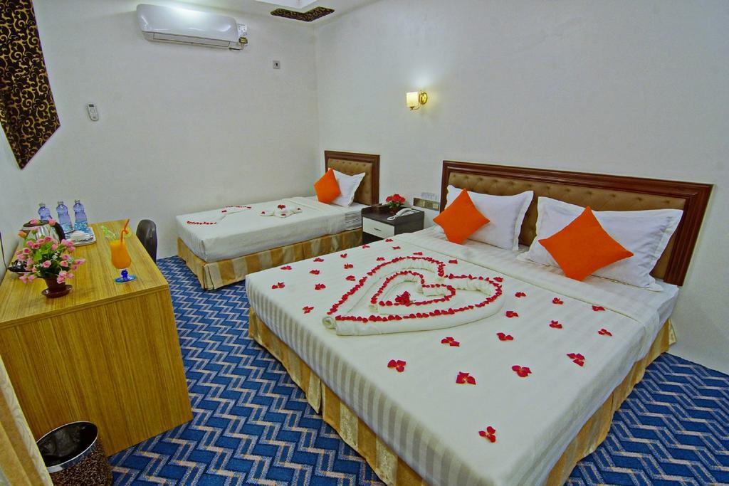 Perfect Hotel Μανταλέι Εξωτερικό φωτογραφία