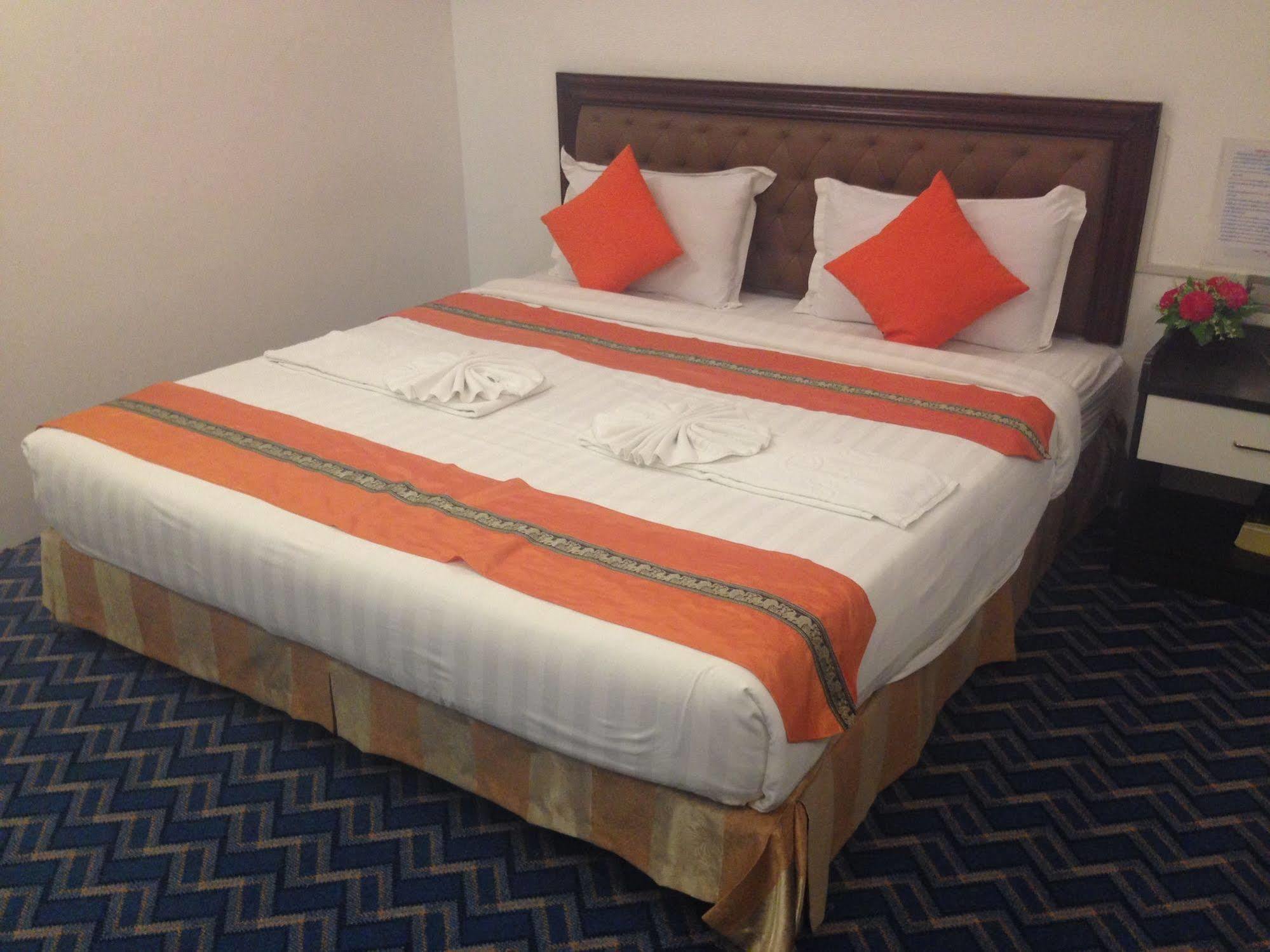 Perfect Hotel Μανταλέι Εξωτερικό φωτογραφία