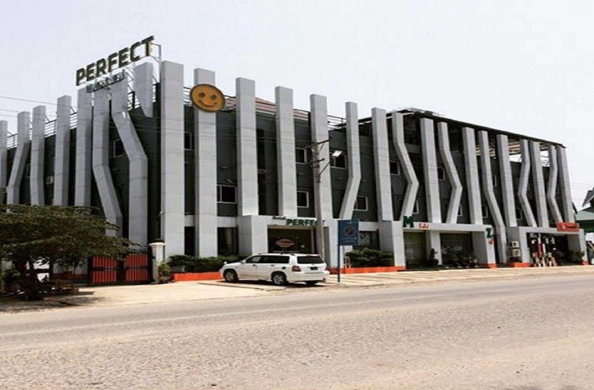 Perfect Hotel Μανταλέι Εξωτερικό φωτογραφία